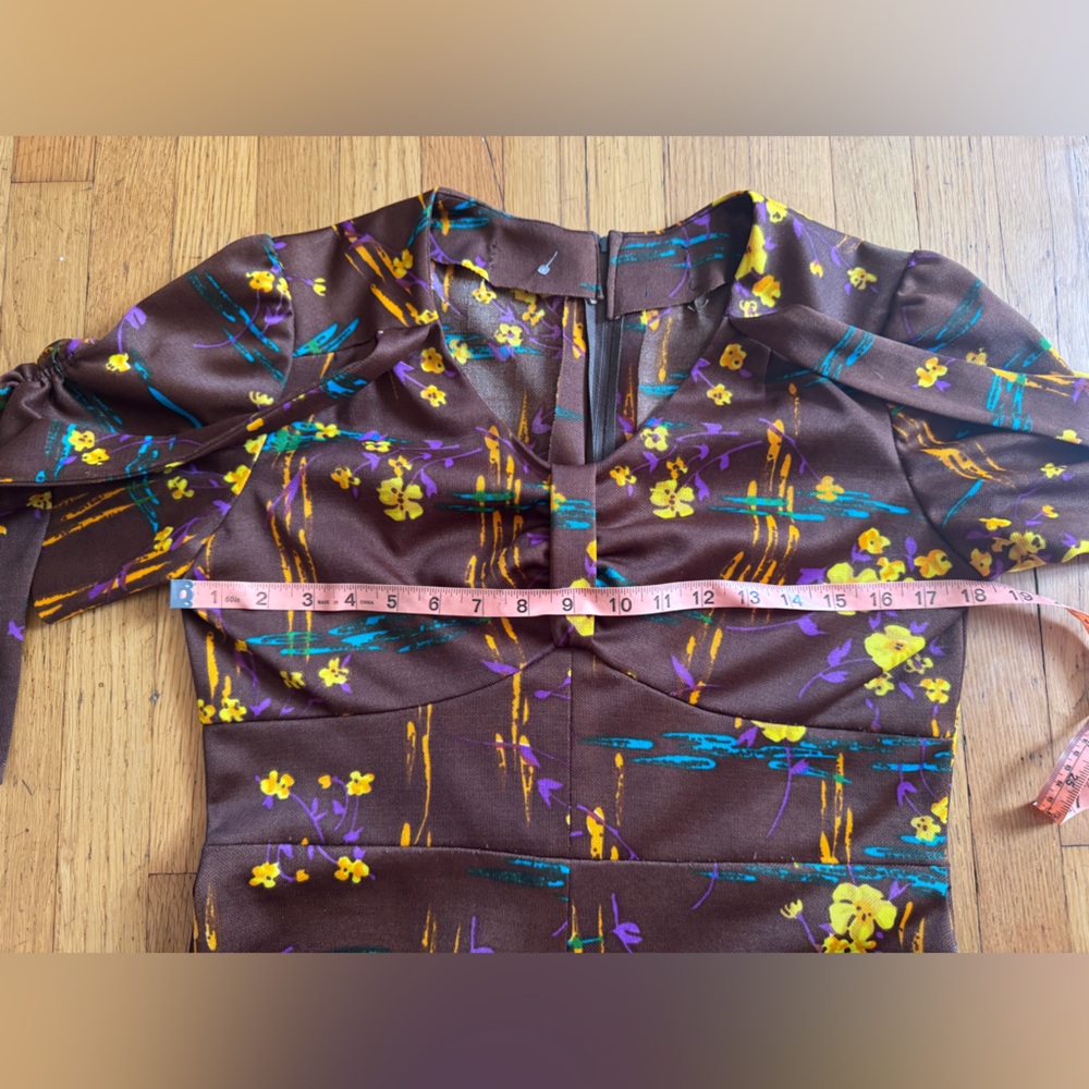 70s Does 40s Vintage Brown A Line Floral Dress - Picture 5 of 6